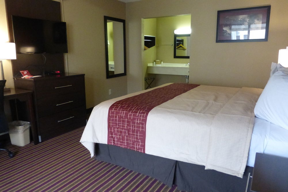 Red Roof Inn Clearfield Esterno foto