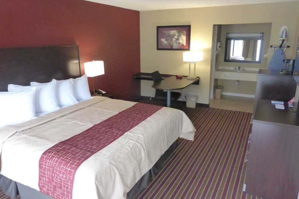 Red Roof Inn Clearfield Esterno foto