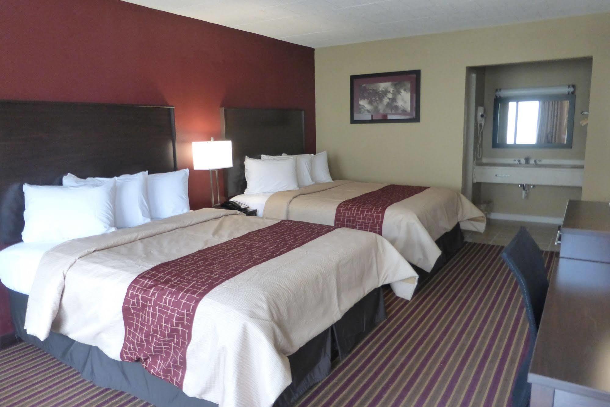 Red Roof Inn Clearfield Esterno foto